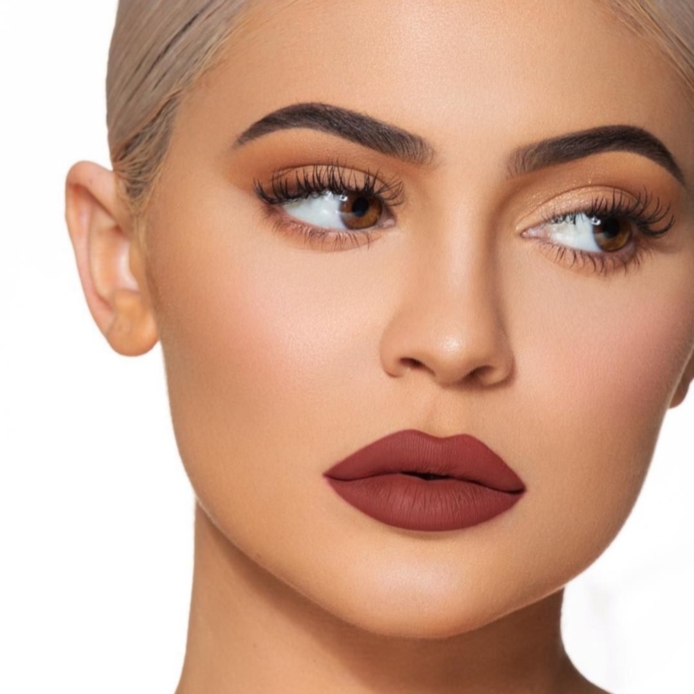 🤎KKW🤎 “Double Trouble” matte lip